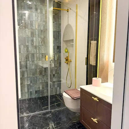 Apartament Luxurious Flat *